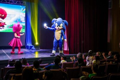Teatro Municipal de Timon retoma atividades com duas sessões esgotadas