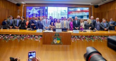 Assembleia Legislativa lança nova edição da Constituição Estadual, anotada e atualizada