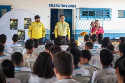 Prefeitura de Timon realiza palestra educativa sobre trânsito na EMEF Pedro Falcão Lopes