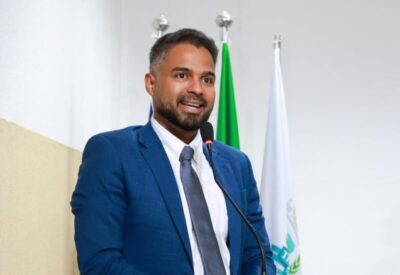 Vereador Ulysses Waquim destaca avanços na saúde de Timon e critica ex-prefeita
