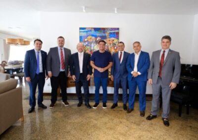 Após confra com Braide, dinistas são recebidos por Felipe Camarão