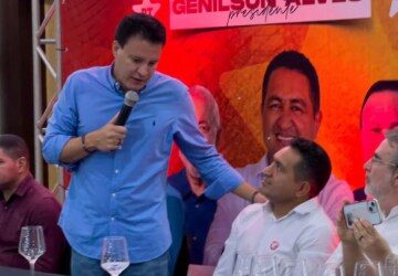 Dirigente do PT oficializa pré-candidatura de Camarão ao governo