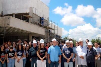 Em São Luís, Brandão realiza vistoria técnica no prédio de Medicina da Uema e anuncia projeto de lei destinando 50% das vagas para alunos de escola pública