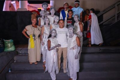 Penha prestigia espetáculo da Via Sacra e celebra os 50 anos do Grupo Grita