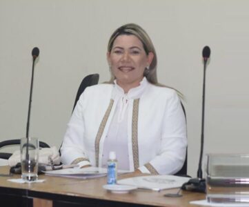Luana da Colônia apresenta projeto para garantir preservação dos campos naturais de Penalva