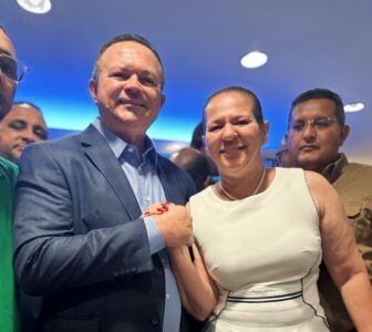 Prefeita Luciana garante mais 75 Mil bloquetes para pavimentação de ruas em Buriti Bravo
