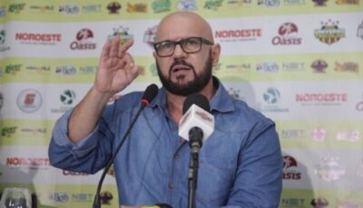 Romarinho, Roney e mais… Frota fala sobre saídas de atletas e cita indisciplina