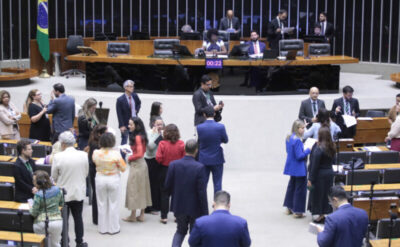 Metade da bancada do MA sequer participa de votação da Reforma Tributária na Câmara