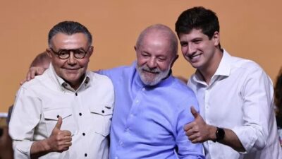 Lula diz que esquerda precisa eleger maioria no Senado para proteger o STF