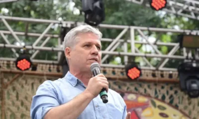 “Quem ganhou as eleições no Brasil foi a base do presidente Lula”, diz Paulo Teixeira