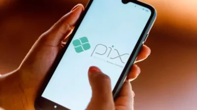 Pix registra maior queda de transações desde sua criação após fake news sobre imposto