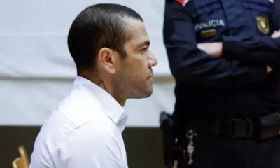 Justiça espanhola absolve Daniel Alves e anula condenação por estupro em Barcelona