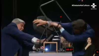 Novo vídeo revela que Datena tentou dar segunda cadeirada em Marçal durante debate; assista