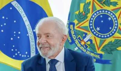 Com Lula, pobreza e extrema pobreza atingem menor nível no país desde 2012, diz IBGE