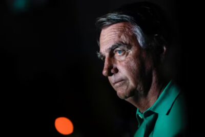 Bolsonaro vira réu por tentativa de golpe de Estado, com votação unânime