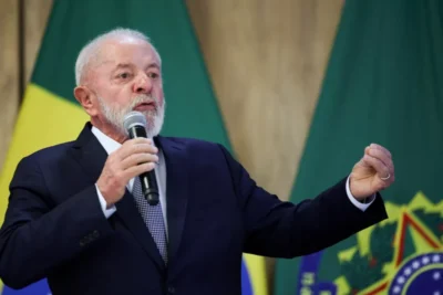 Sob Lula, Brasil sobe no ranking de desenvolvimento humano com avanços em saúde e renda