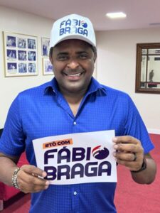 Imagem do dia: Deputado Fábio Braga recebe o apoio do vereador Fábio Câmara