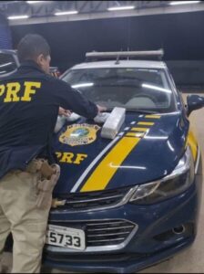 21/06: PRF prende dois passageiros de ônibus por tráfico de drogas em Barra do Corda