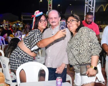 São José de Ribamar festeja abertura do Arraial 2025 com presença do prefeito Dr. Julinho