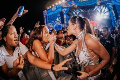 Michele Andrade conquista corações na Virada de Ano em São Luís