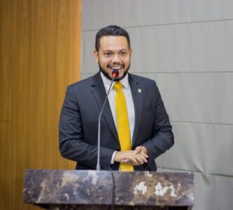 Octávio Soeiro quer distribuição de máscaras à comunidade escolar