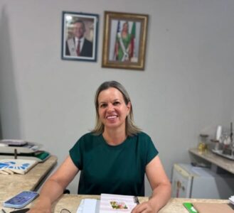 Prefeita Vanessa Furtado Concede Reajuste Salarial de 6,27% aos Professores de Paraibano