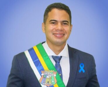 Virou manchete nacional: Amante de prefeito do Maranhão recebia salário de rachadinha, diz MP