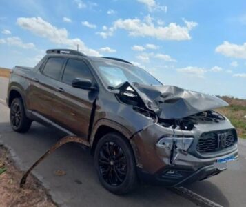 Fiat Toro colide em animal na MA-020, entre Coroatá e Vargem Grande