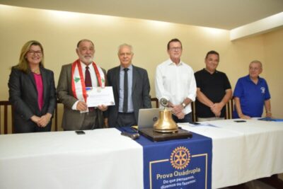 Desembargador Jorge Rachid fala sobre a Colônia Libanesa no Maranhão em reunião do Rotary Club São Luís Praia Grande