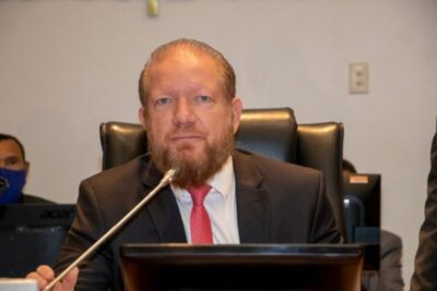Othelino Neto já articula recondução a presidência da Assembleia Legislativa