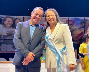 Prefeita Luciana Leocádio é empossada para novo mandato com grande cerimônia no Ginásio Astolfo Menezes