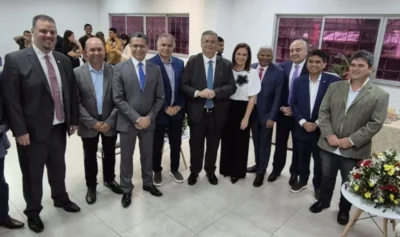 Dinistas saem em defesa de Camarão