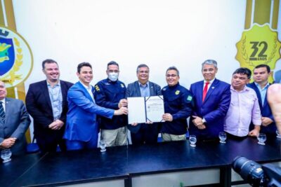 Ministro da Justiça e Segurança Pública, Flávio Dino, visita a Famem para anunciar construção da sede da PRF no Maranhão e dialogar com os prefeitos do Conguarás