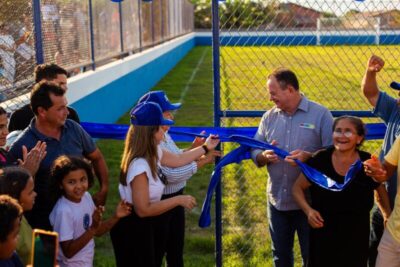 Governo entrega obras de esporte e lazer para a população de Lajeado Novo e Sambaíba