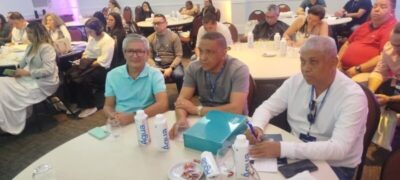 Prefeito Eudes participa de evento sobre inovação no ensino promovido pelo Sistema Poliedro em SP