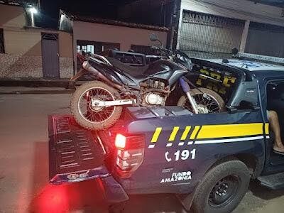 Motocicleta com registro de roubo é apreendida pela PRF em Vargem Grande/MA