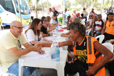 Mutirão promovido pela Justiça atende população em situação de rua neste sábado (15/3)