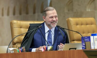 Ministro suspende disputa entre Iracema Vale e Othelino Neto no STF