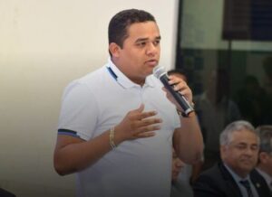 TCE declara inadimplência de gestores e emite pareceres sobre prestações de contas