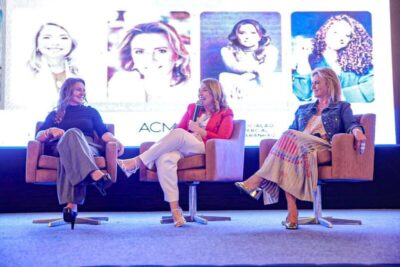 Iracema Vale e Luzenice Macedo representam o Poder Legislativo no Fórum da Mulher Empresária