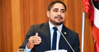 “O medo de Bolsonaro é que Flávio Dino vacine cem por cento dos maranhenses antes dele ‘matar’ 500 mil brasileiros”, afirma Zé Inácio