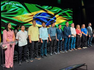 Júnior Vieira participa do encontro do REPUBLICANOS em comemoração de 20 anos do partido