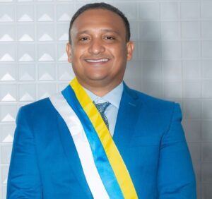 Bacuri celebra Dia das Mães com sorteio de casas e eletrodomésticos; gestão de Márcio Hominho é elogiada