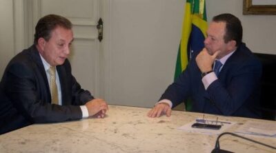 Luís Fernando paralisa governo para auditar secretários de Dino