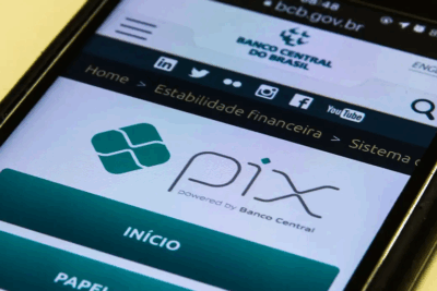 Governo decide revogar ato de monitoramento do Pix