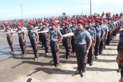 Prefeito Eudes Barros reforça parceria com o Estado durante entrega de boinas no Colégio Militar de Raposa
