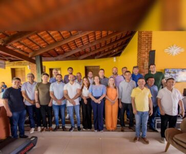 Famem Unida e forte: Prefeitos do Médio Sertão também defendem o nome de Roberto Costa na presidência da Entidade