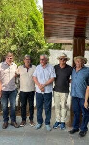 Encontro Memorável: Nilton Ribeiro, participa de almoço com o Deputado Arnaldo Melo e Lideranças Políticas