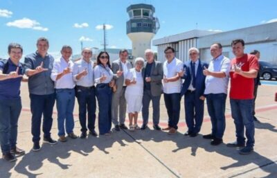 Brandão e Camarão se humilham em busca de foto com Lula