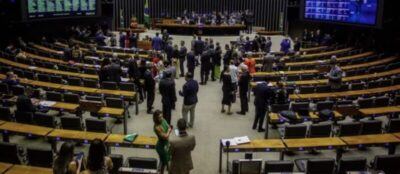 Câmara aprova fim da “saidinha” de presos em feriados